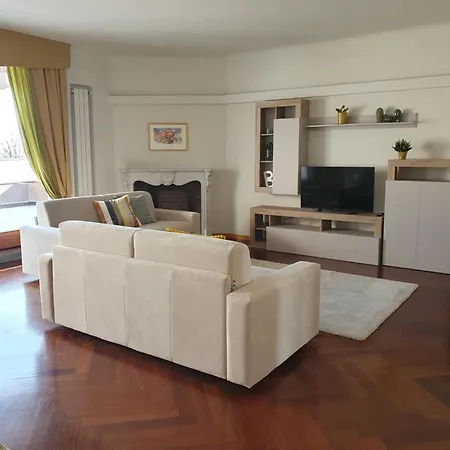 Il Belvedere 10 Lägenhet *